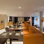 Hotel Lev