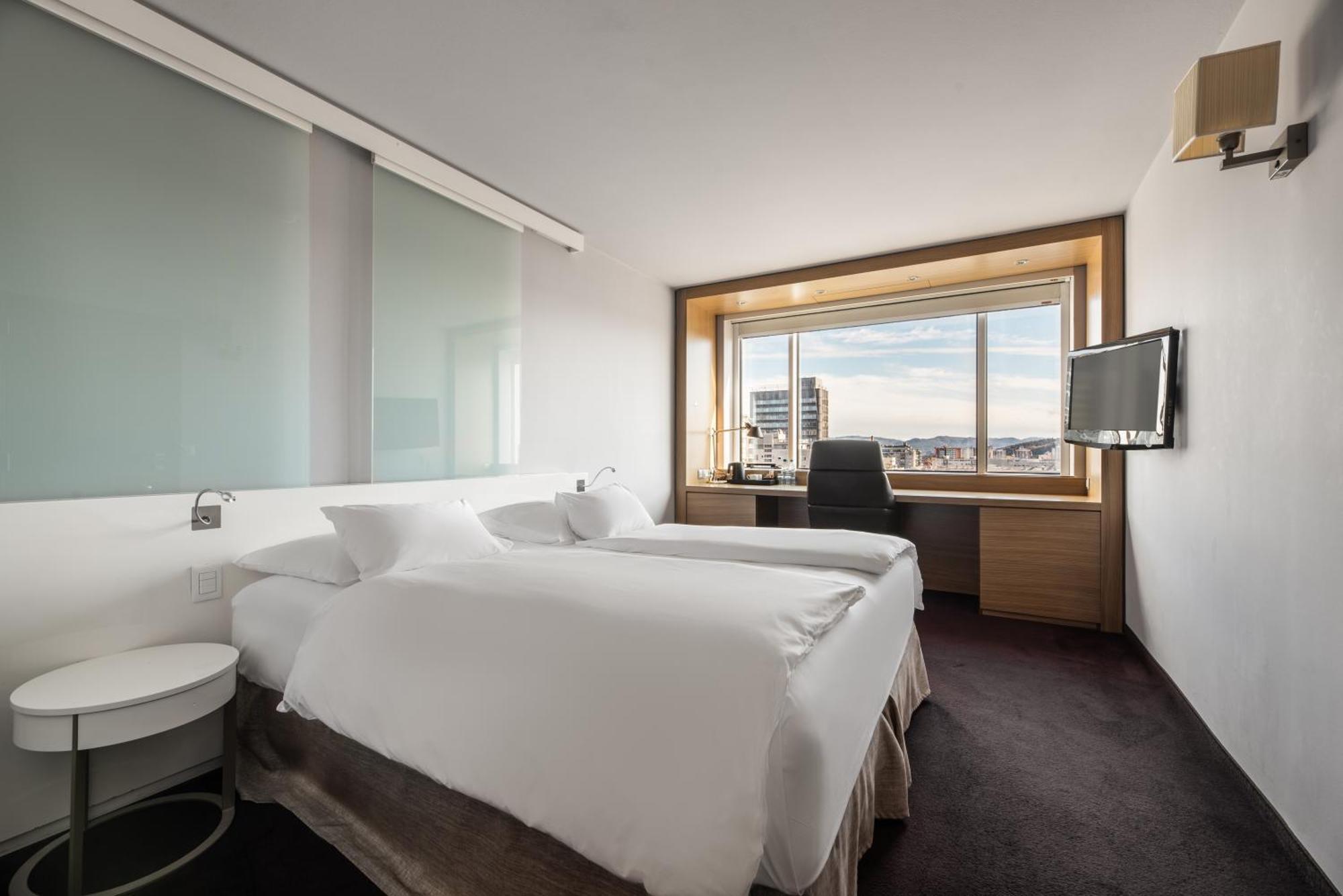 Lev 4* Ljubljana